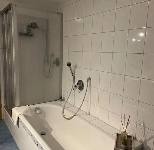 Deluxe Ella アパート *